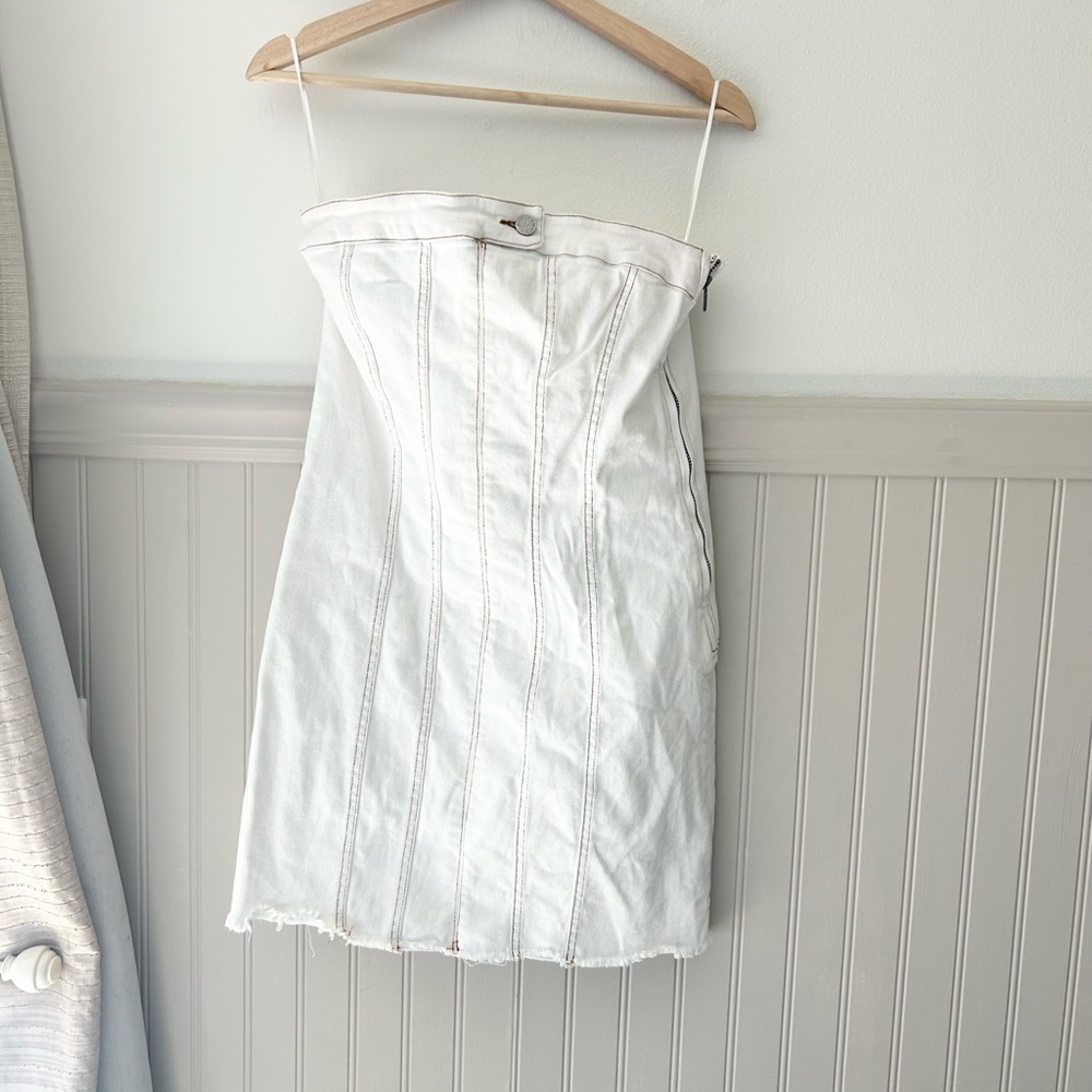 Emory Park White Denim Strapless Mini Dress L Bodycon Raw Hem